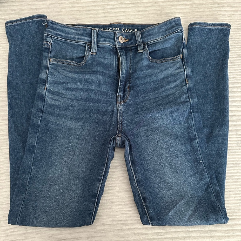 American Eagle High Rise Jeans